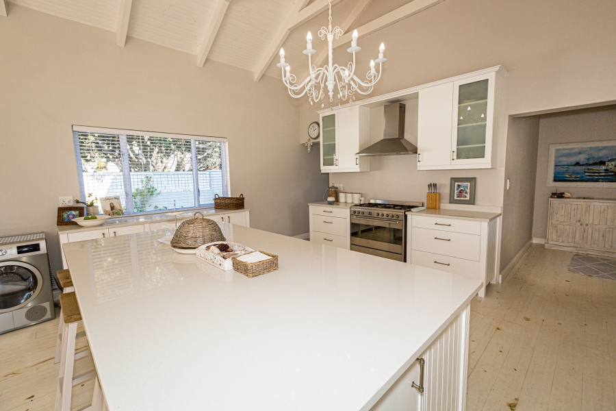 5 Bedroom Property for Sale in Kommetjie Western Cape